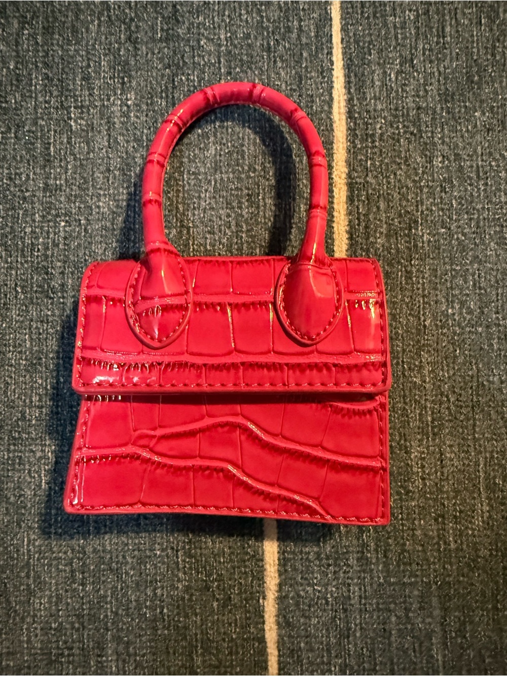 Hot Pink Croc Embossed Micro Mini Handbag –